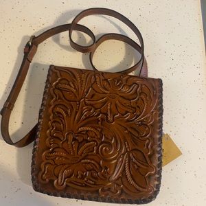 NWT Patricia Nash Burnished Tooled Florence Granada Crossbody